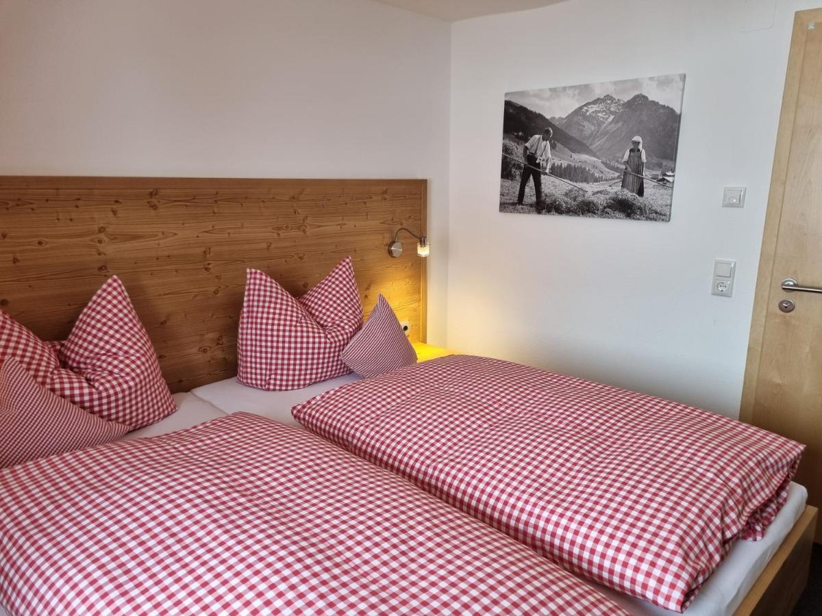 Gaestehaus Alpina Riezlern Luaran gambar