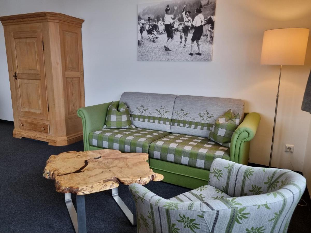 Gaestehaus Alpina Riezlern Luaran gambar