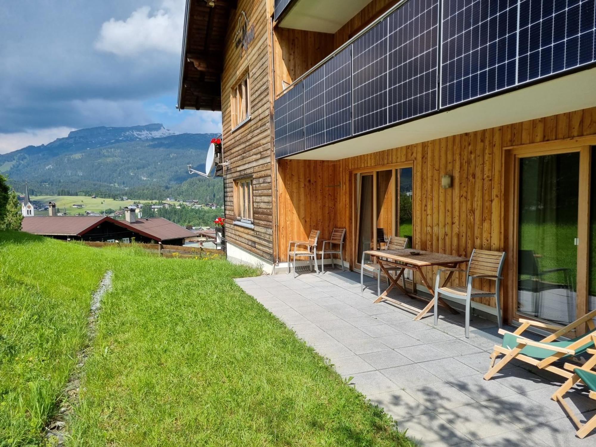 Gaestehaus Alpina Riezlern Bilik gambar