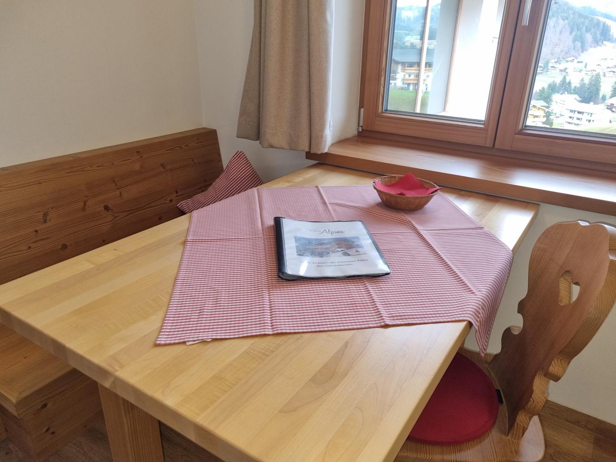 Gaestehaus Alpina Riezlern Bilik gambar