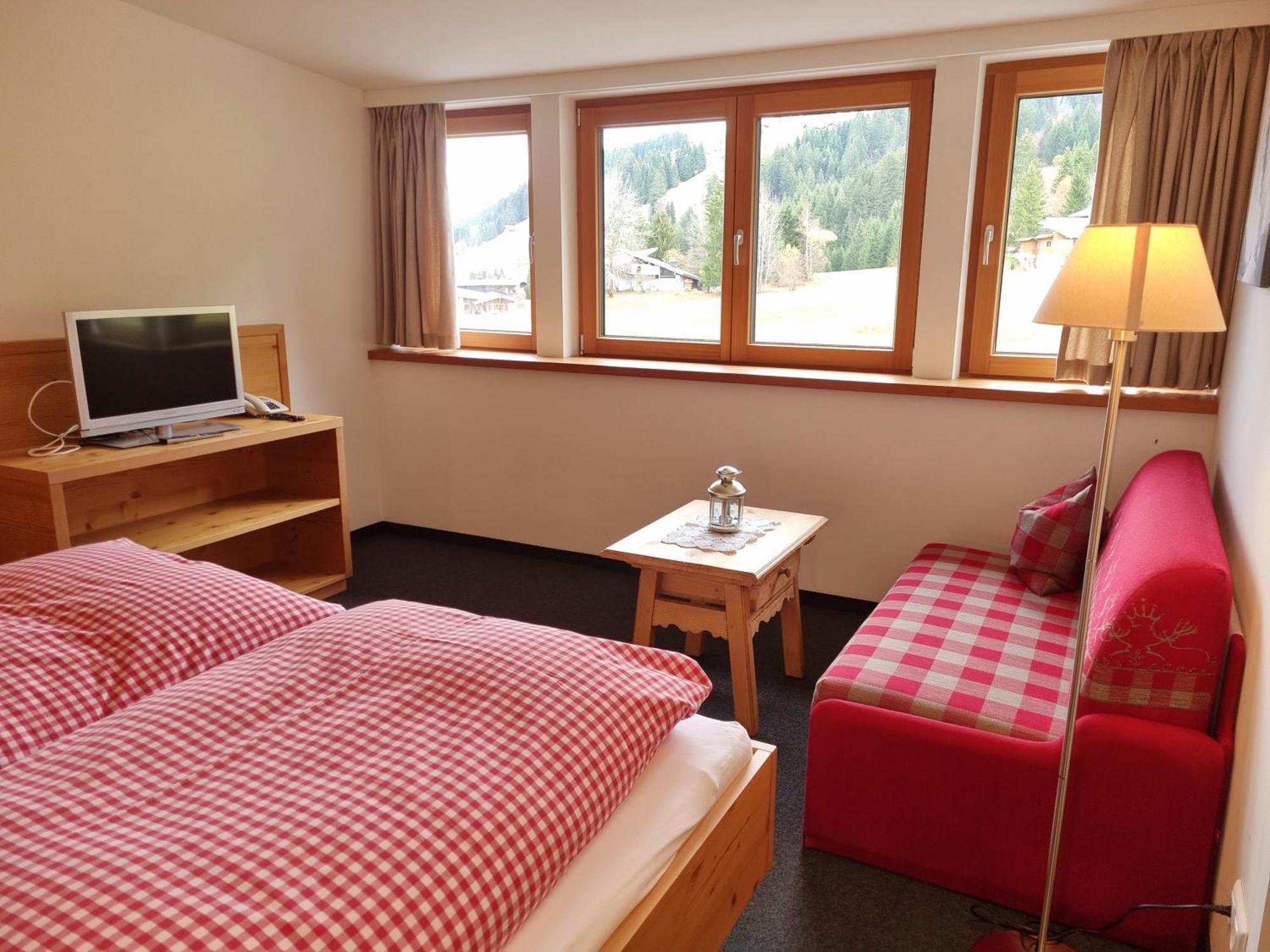 Gaestehaus Alpina Riezlern Bilik gambar